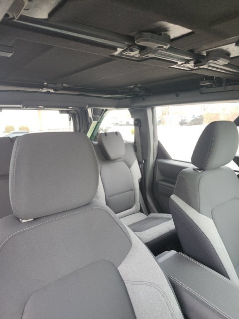 New 2025 Ford Bronco 4-Door AWD/4WD image 20