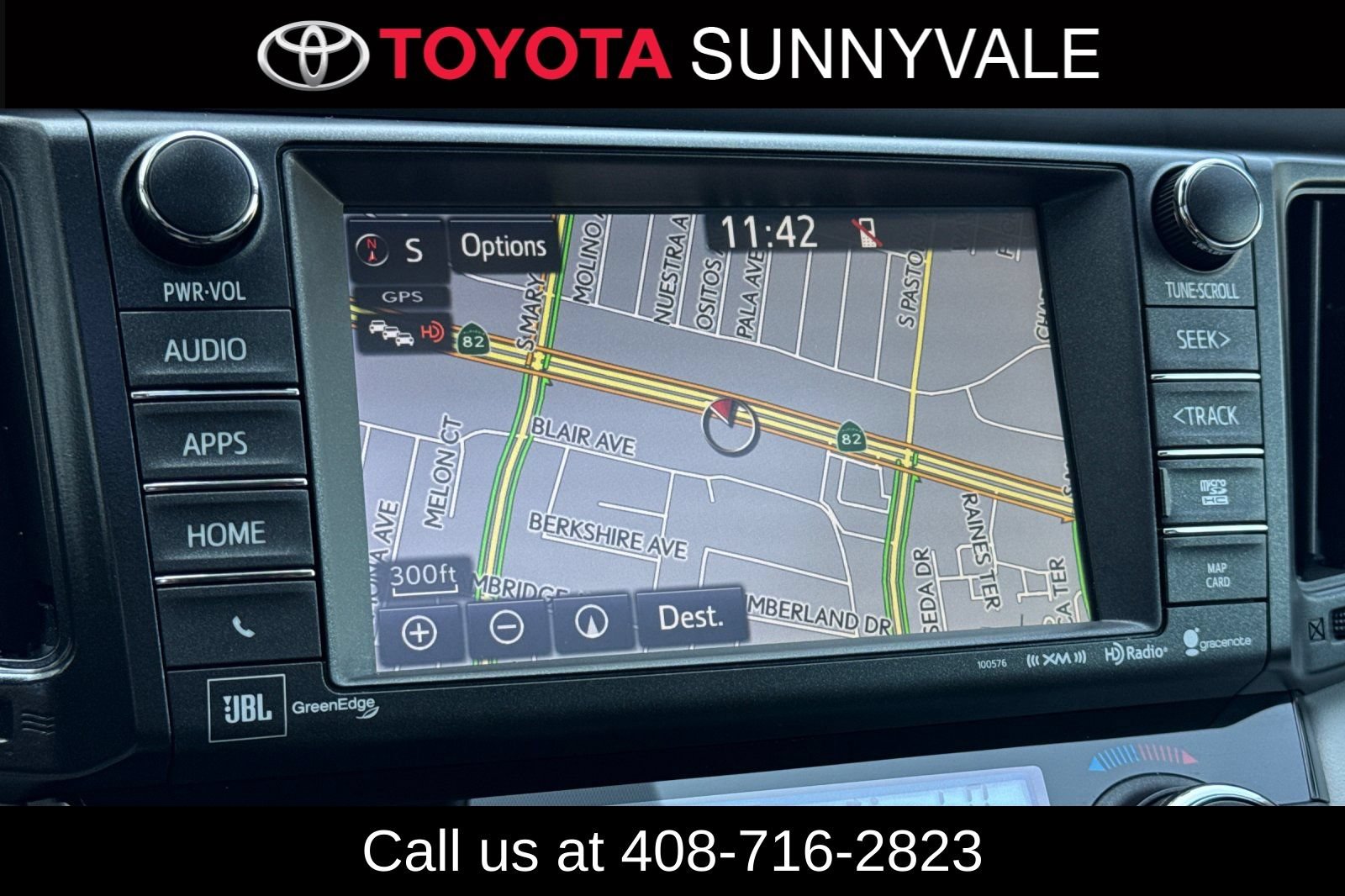 Used 2017 Toyota RAV4 Limited AWD/4WD image 24