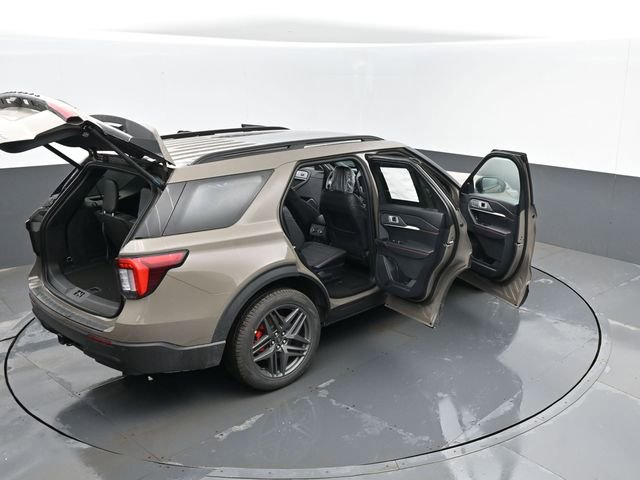 New 2026 Ford Explorer ST-Line w/ ST-Line Street Pack AWD/4WD image 30