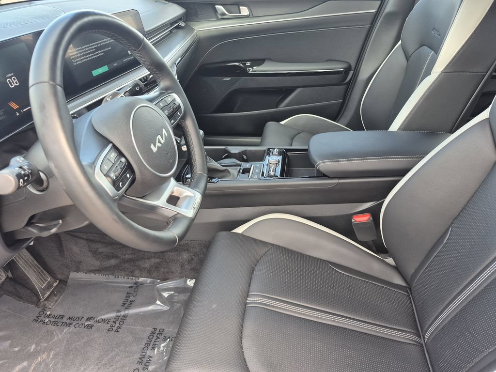 Certified 2025 Kia K5 GT-Line w/ GT-Line Premium Package AWD/4WD image 12