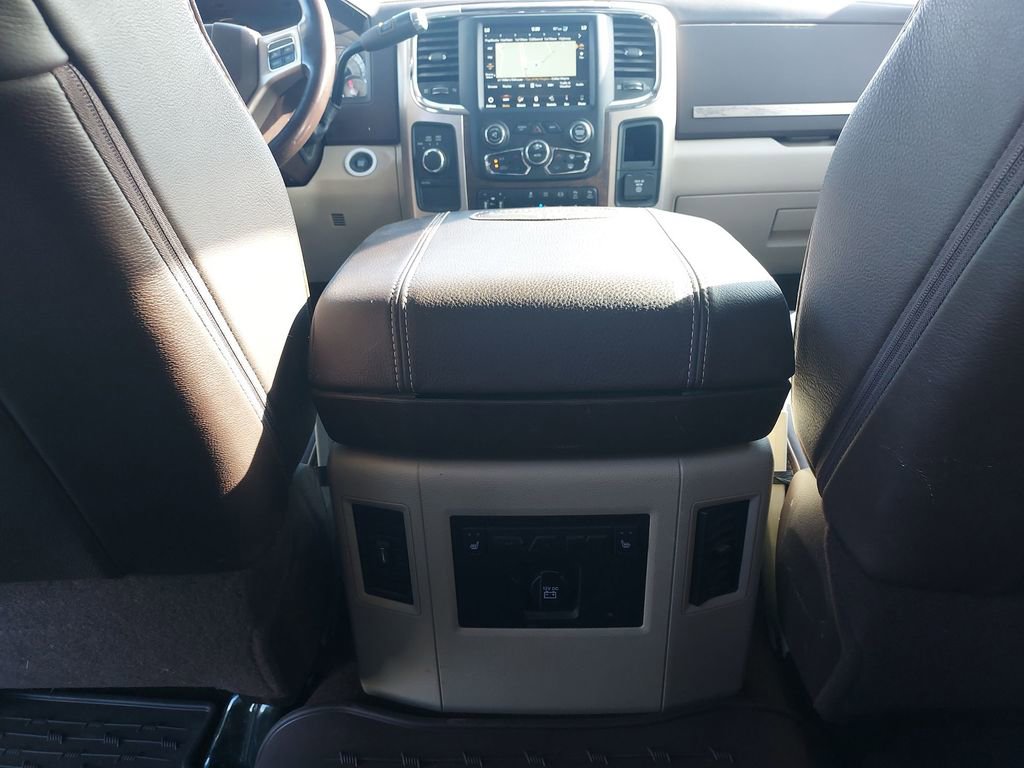 Used 2018 RAM 3500 Laramie Longhorn image 10