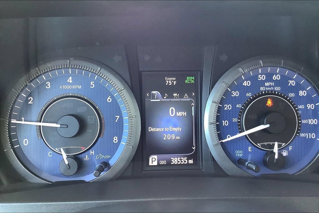 Used 2020 Toyota Sienna XLE FWD image 23