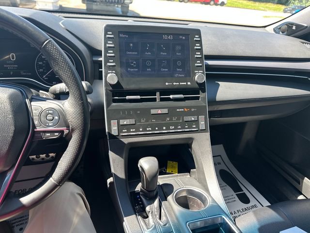Used 2020 Toyota Avalon XSE w/ All Weather Liner Package FWD image 17