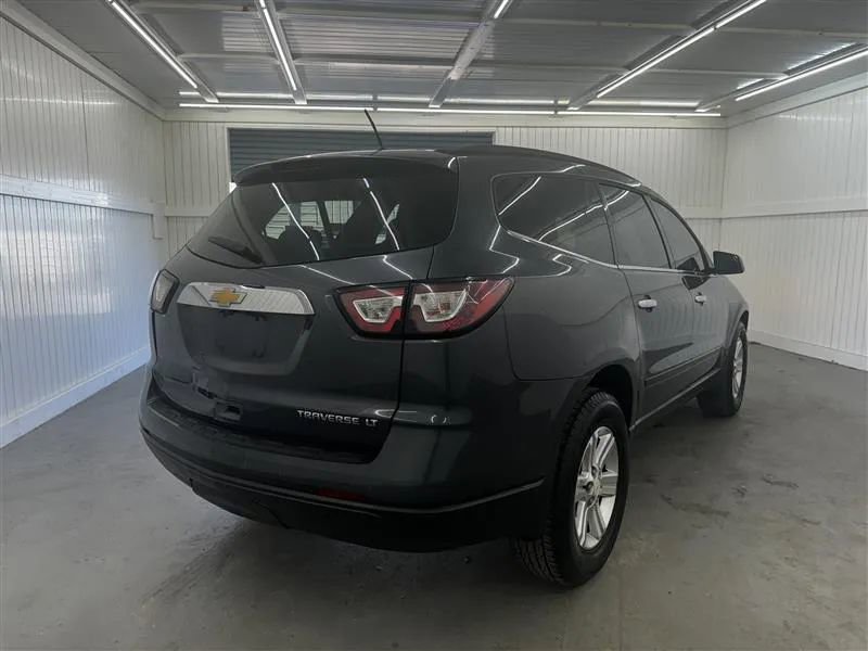 Used 2013 Chevrolet Traverse LT image 6