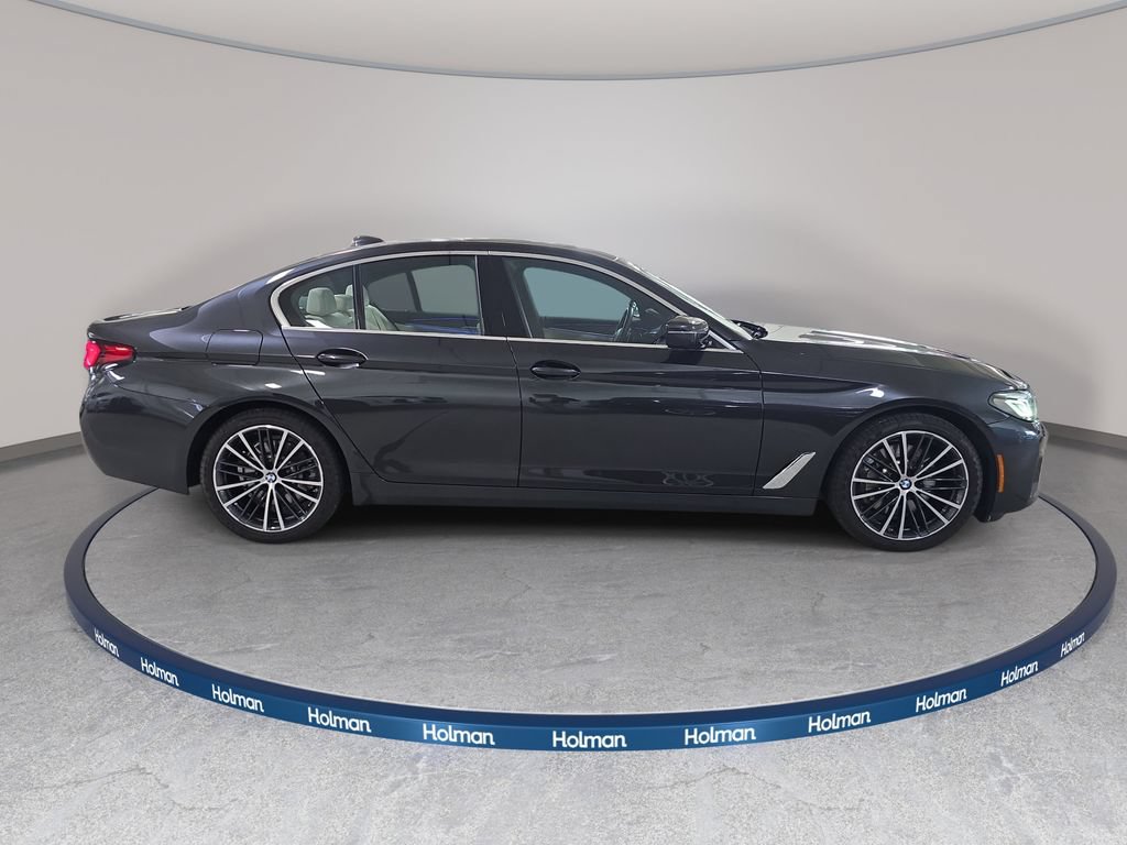 Used 2023 BMW 530i w/ Convenience Package RWD image 6