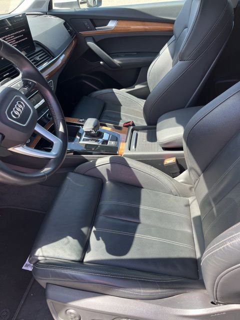 Used 2021 Audi Q5 2.0T Premium Plus w/ Premium Plus Package image 12
