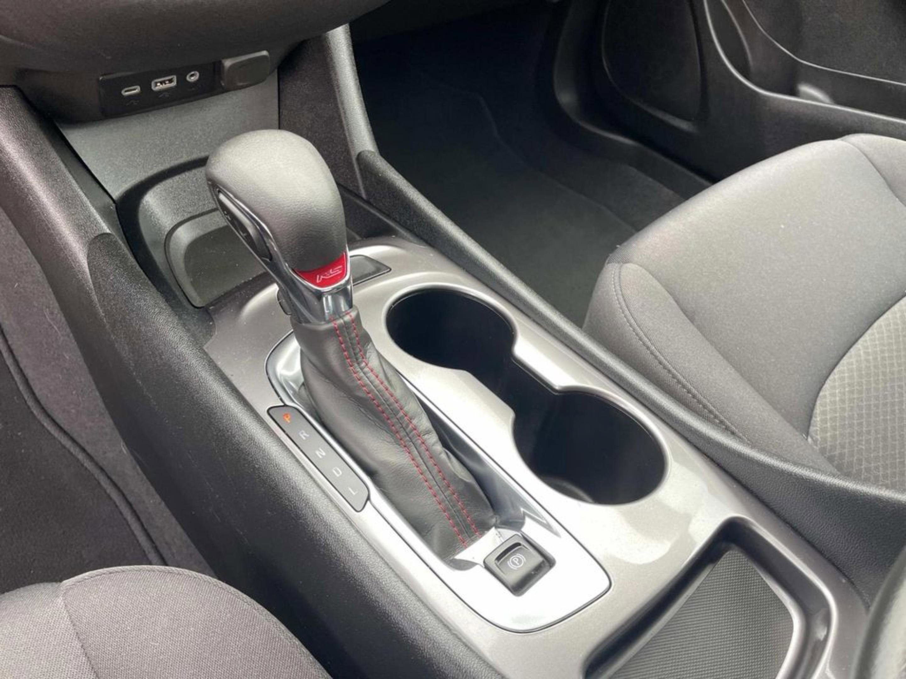 Used 2022 Chevrolet Malibu RS FWD image 24