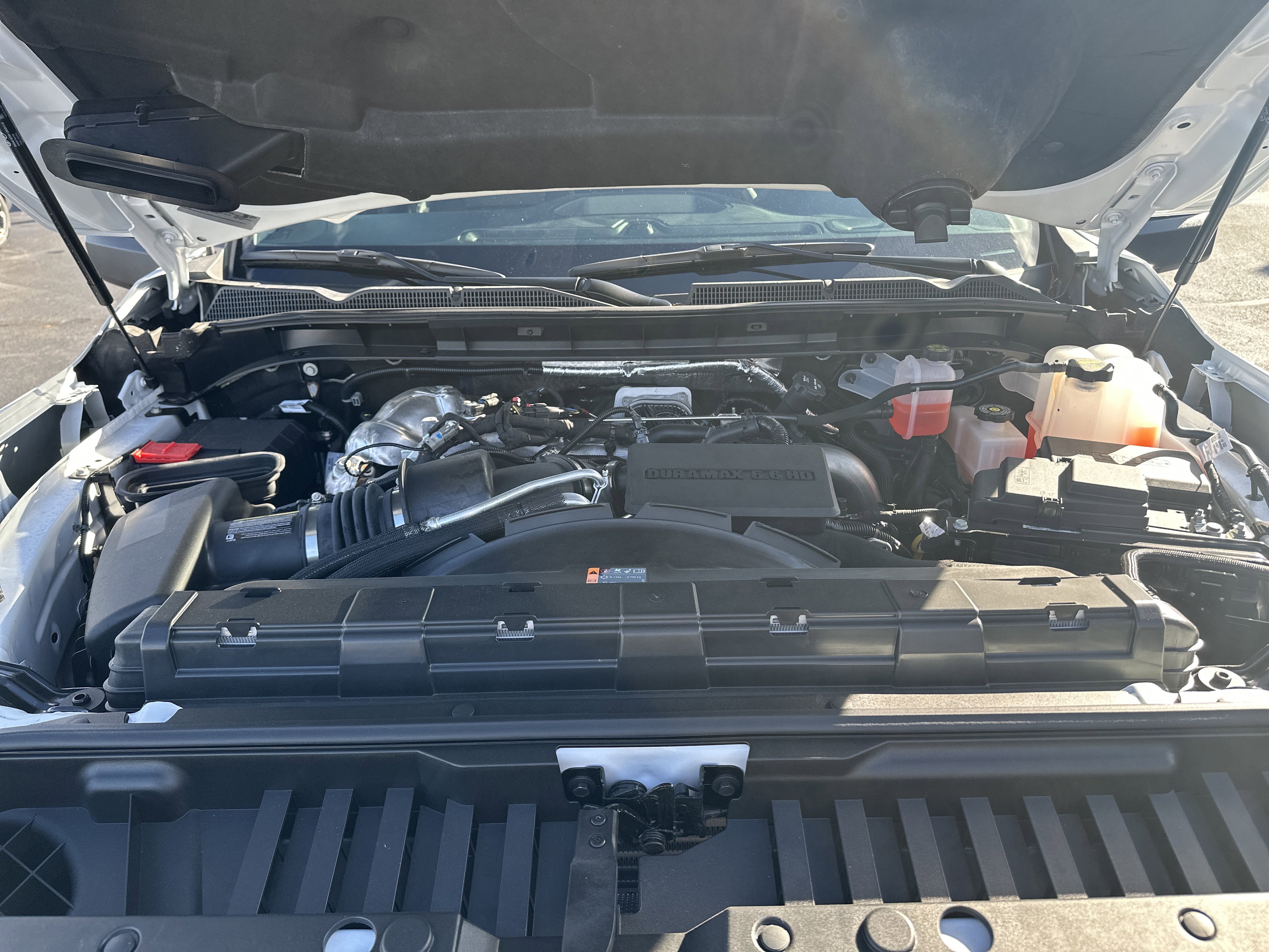 New 2025 GMC Sierra 2500 Pro w/ Snow Plow Prep/Camper Package image 10