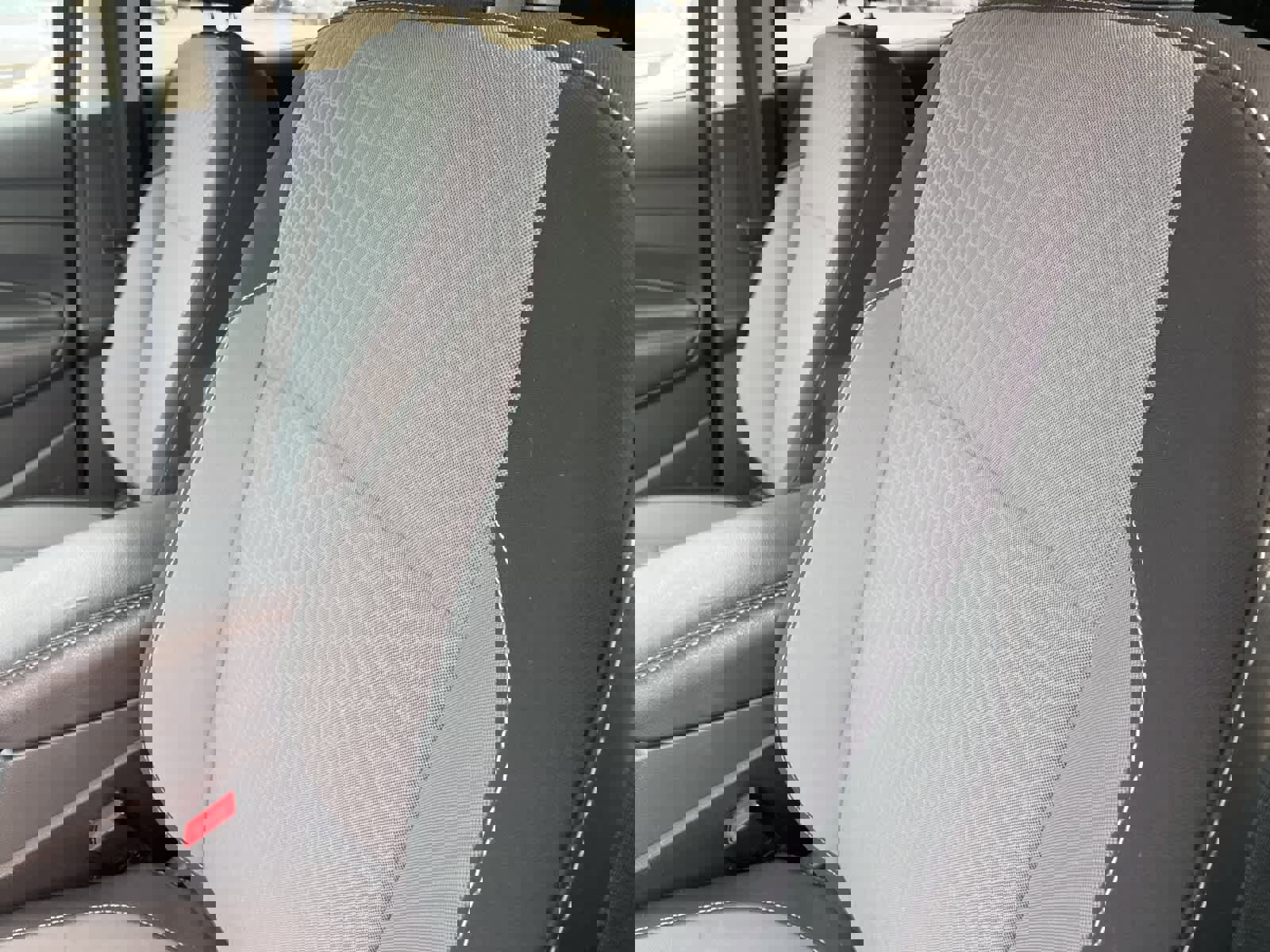 Used 2017 Ford Escape SE image 23