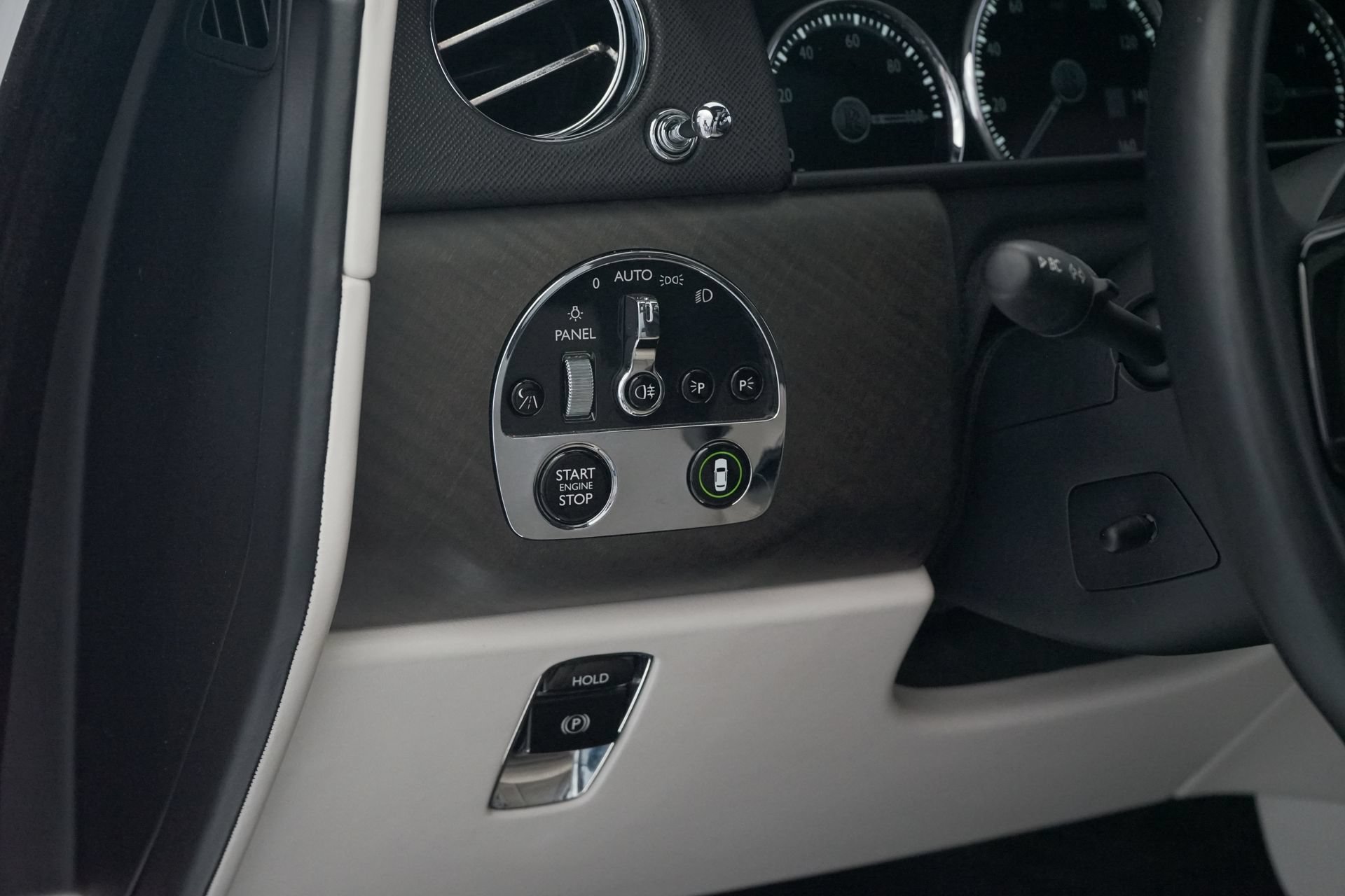 Used 2019 Rolls-Royce Cullinan AWD/4WD image 35