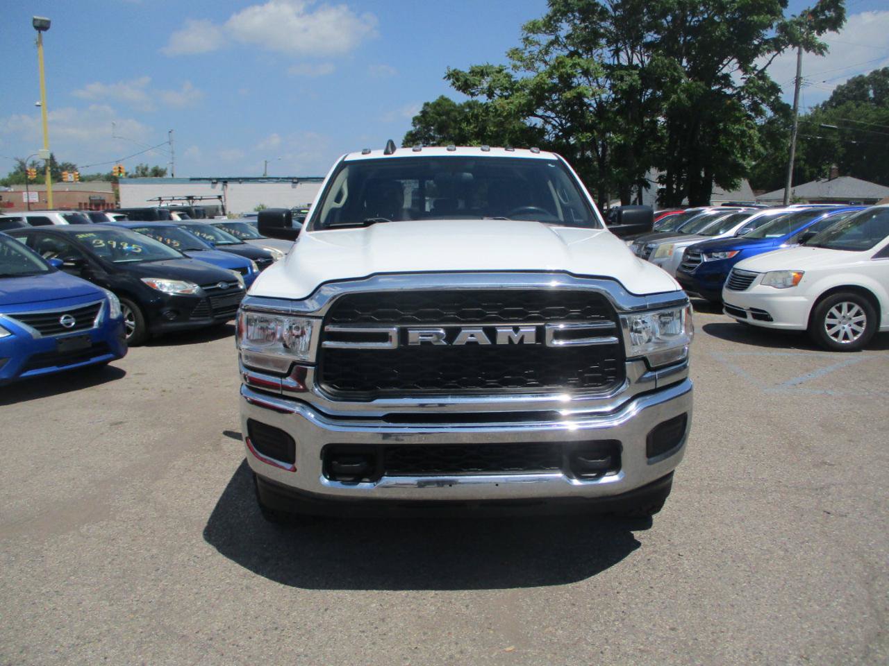 Used 2020 RAM 2500 Tradesman AWD/4WD image 2