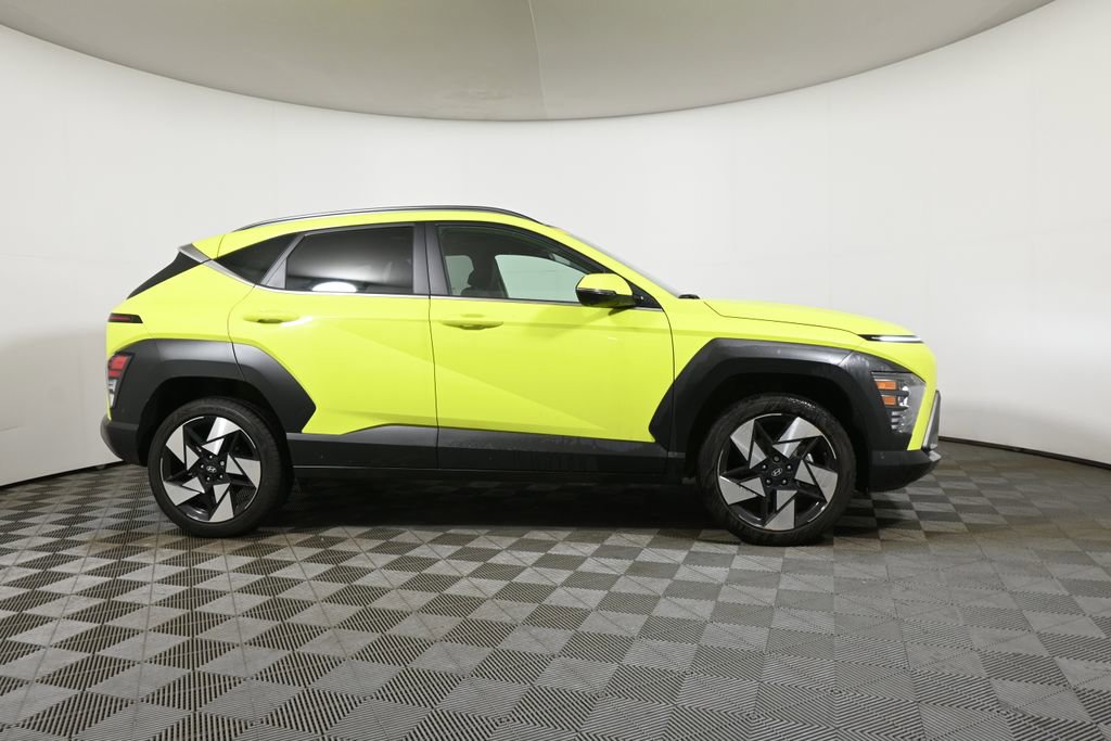 Used 2024 Hyundai Kona Limited AWD/4WD image 8