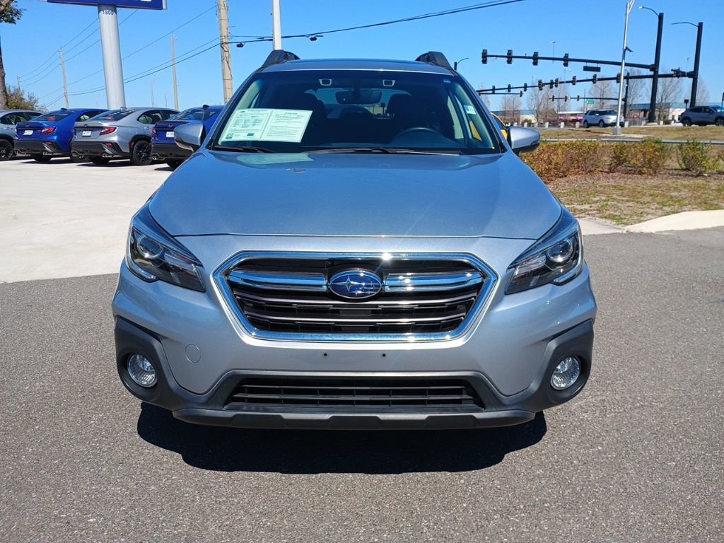 Used 2018 Subaru Outback 3.6R Limited image 2