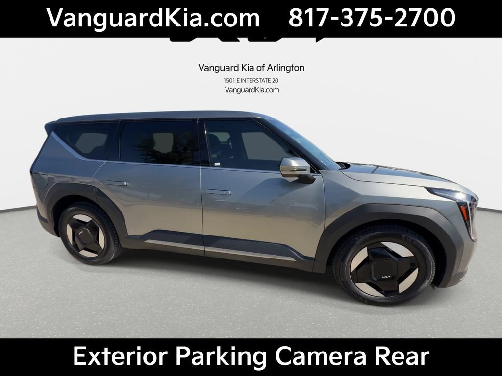 Certified 2024 Kia EV9 Light Long Range RWD image 10