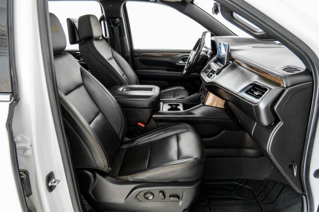 Used 2021 Chevrolet Suburban High Country AWD/4WD image 37