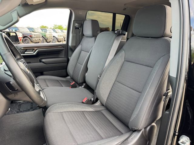 Used 2023 Chevrolet Silverado 1500 LT AWD/4WD image 15