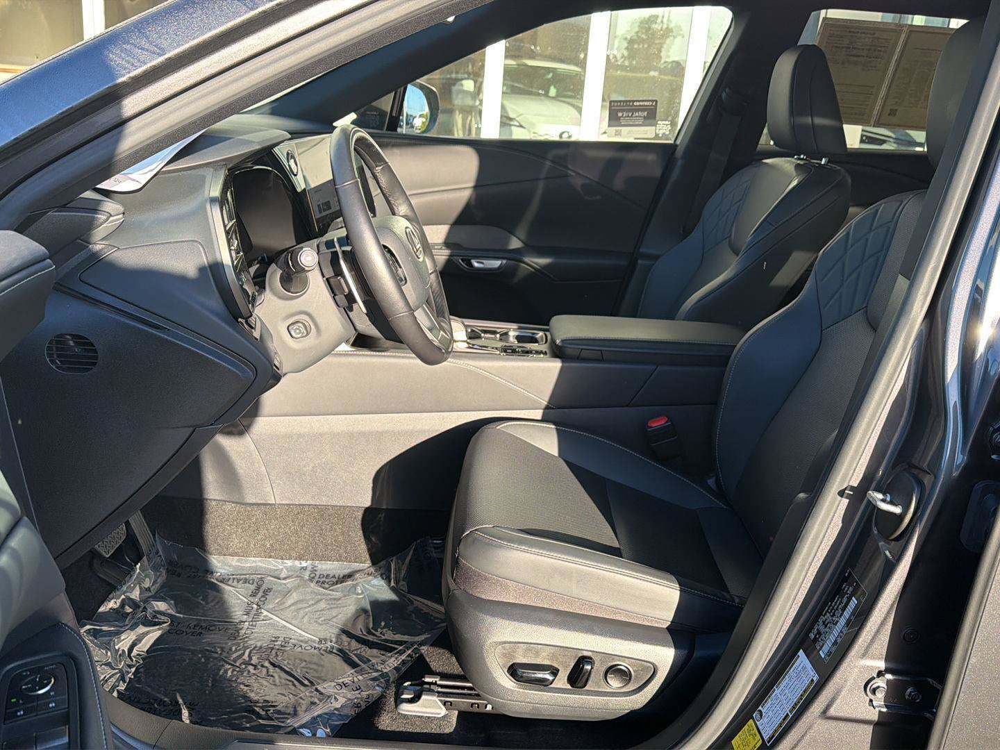 Certified 2025 Lexus RX 350 Premium w/ Accessory Package (Z1) FWD image 10