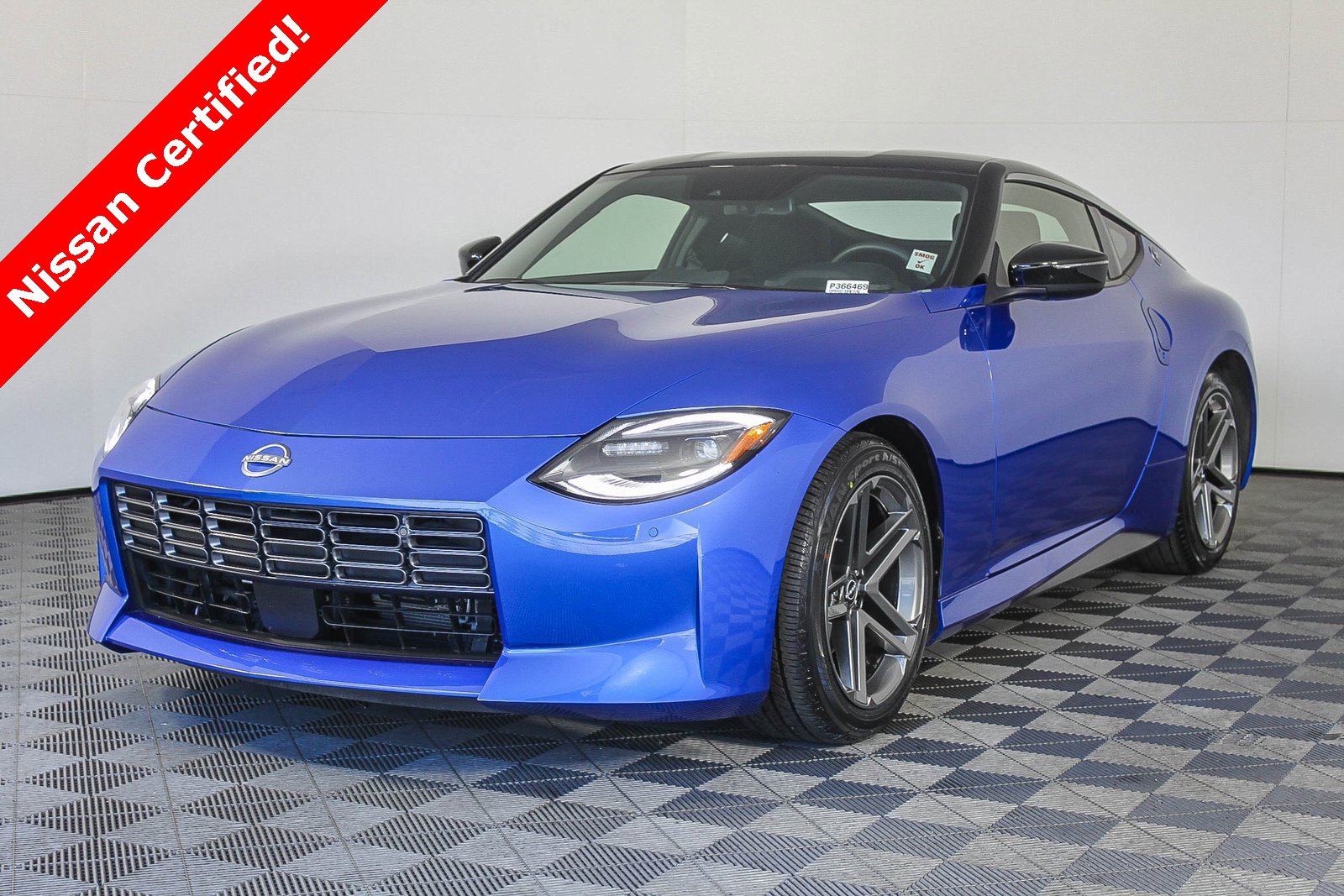 Certified 2024 Nissan Z Sport w/ Floor Mat Package image 3