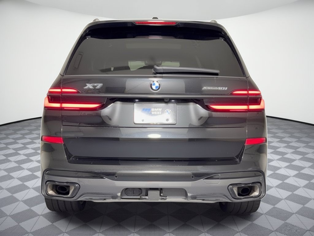 Certified 2024 BMW X7 xDrive40i w/ Executive Package AWD/4WD image 11