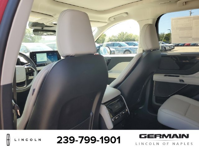 New 2026 Lincoln Aviator AWD image 21