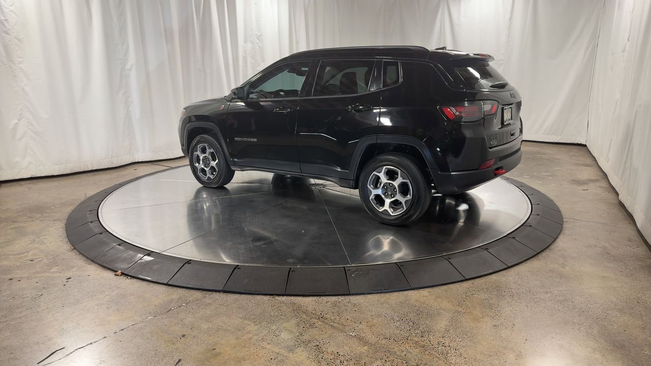 Used 2022 Jeep Compass Trailhawk w/ Trailhawk Elite Group image 6