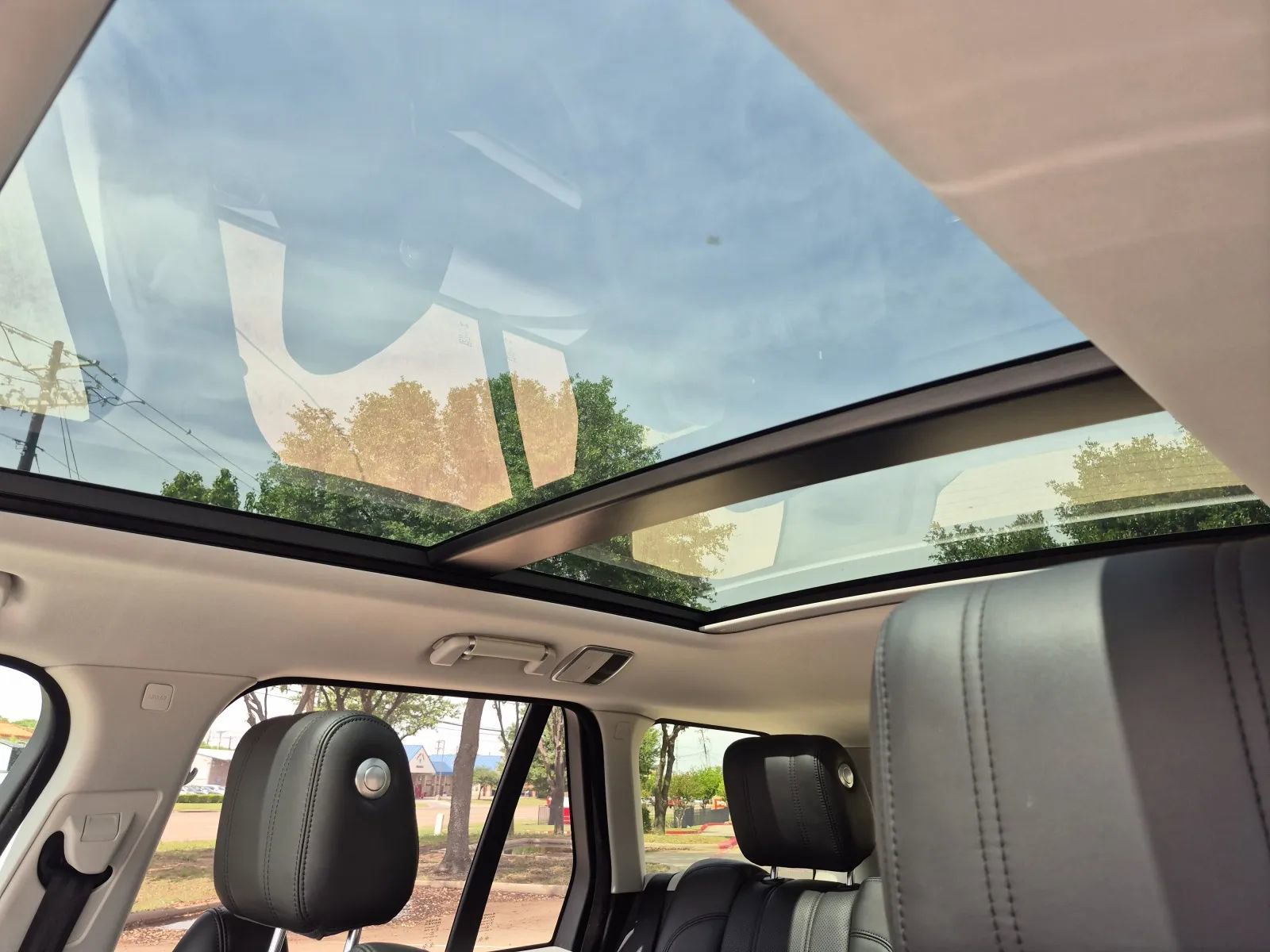 Used 2016 Land Rover Range Rover HSE AWD/4WD image 16