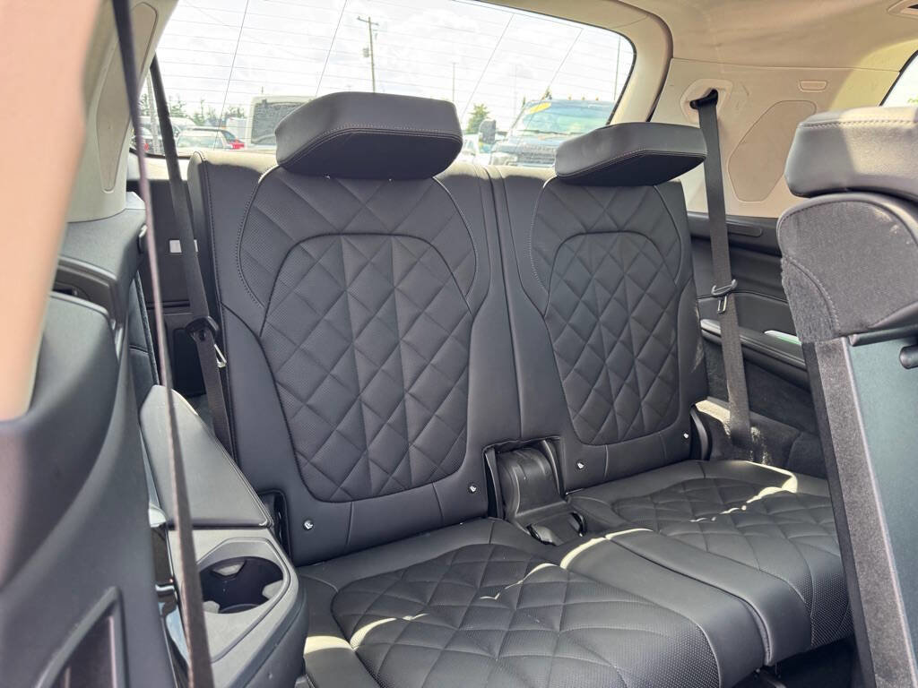 Used 2024 BMW X7 xDrive40i image 58
