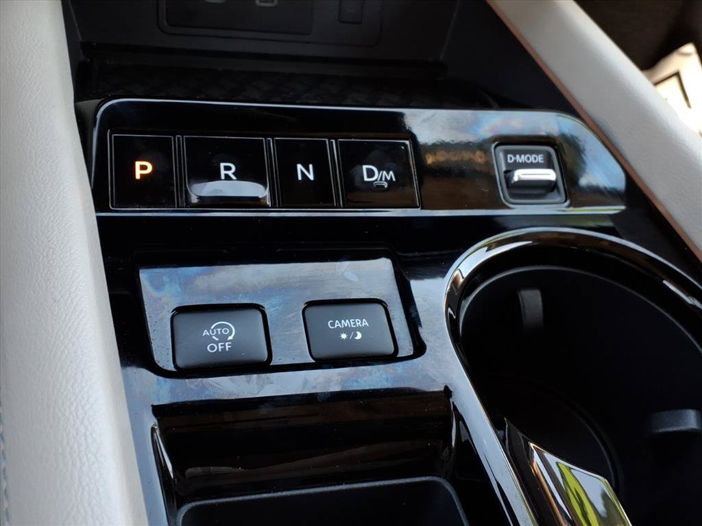 Certified 2025 Nissan Murano Platinum w/ Cargo Package AWD/4WD image 13