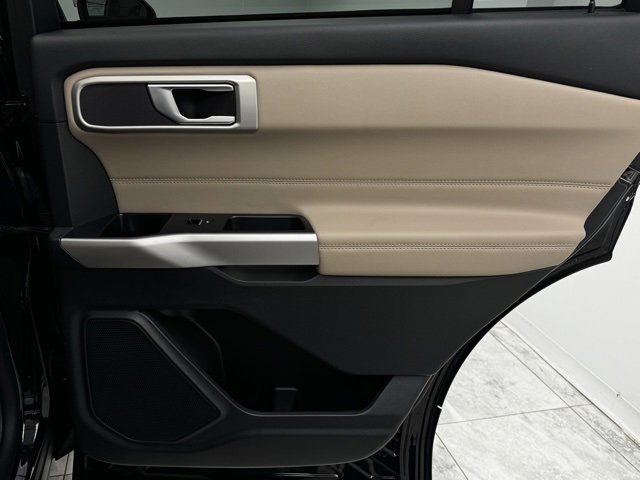 Used 2023 Ford Explorer XLT w/ Equipment Group 202A image 45