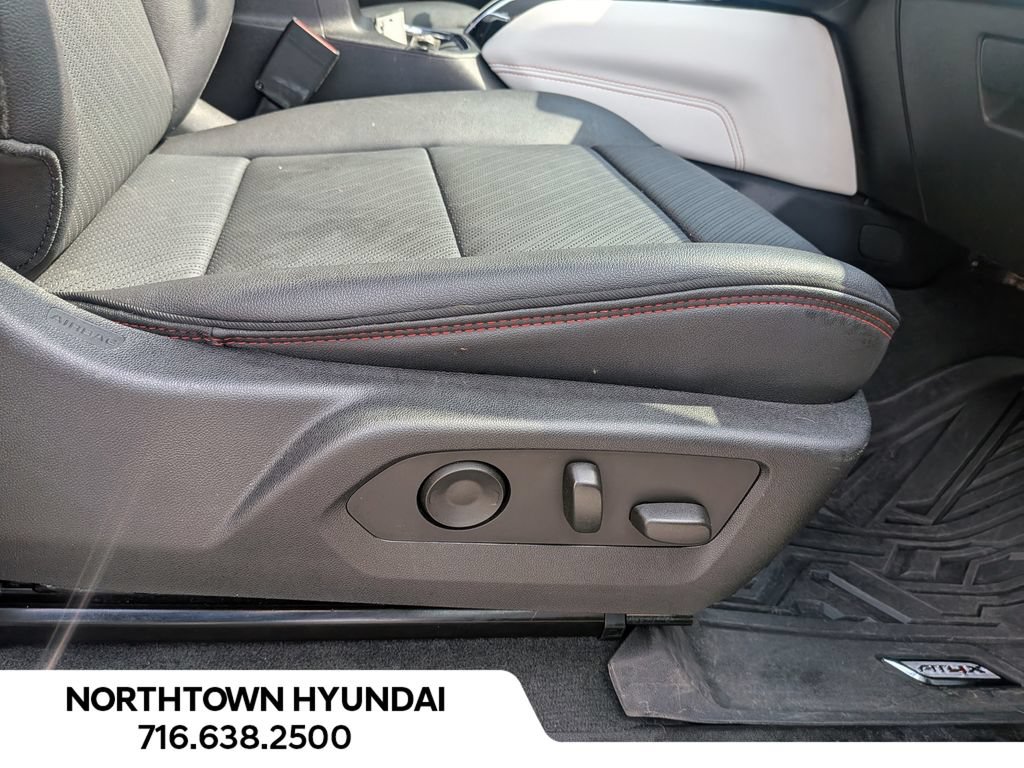 Used 2023 GMC Canyon AT4X AWD/4WD image 35