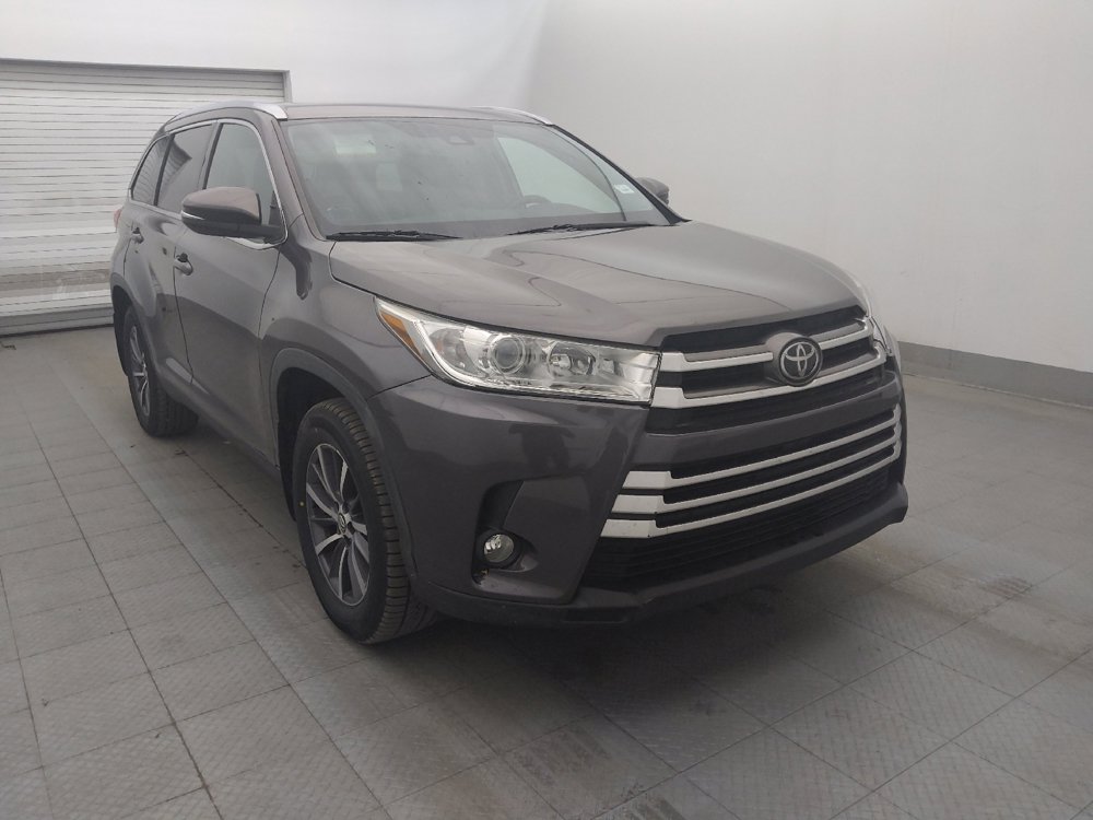 Used 2019 Toyota Highlander XLE AWD/4WD image 13