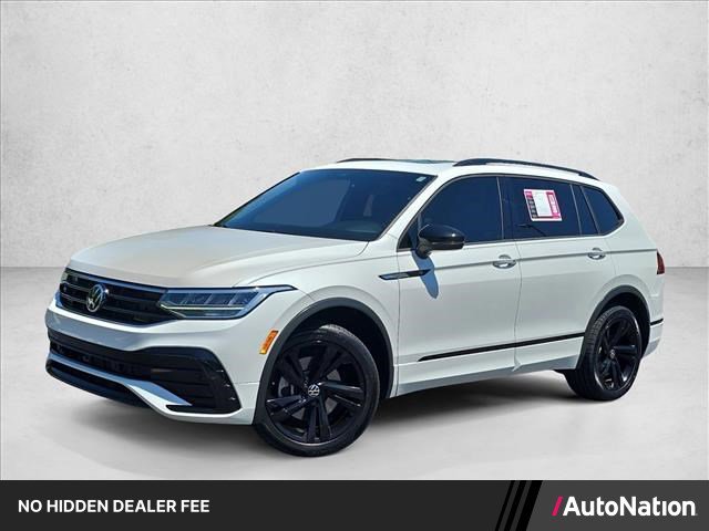 Used 2024 Volkswagen Tiguan SE R-Line FWD image 1