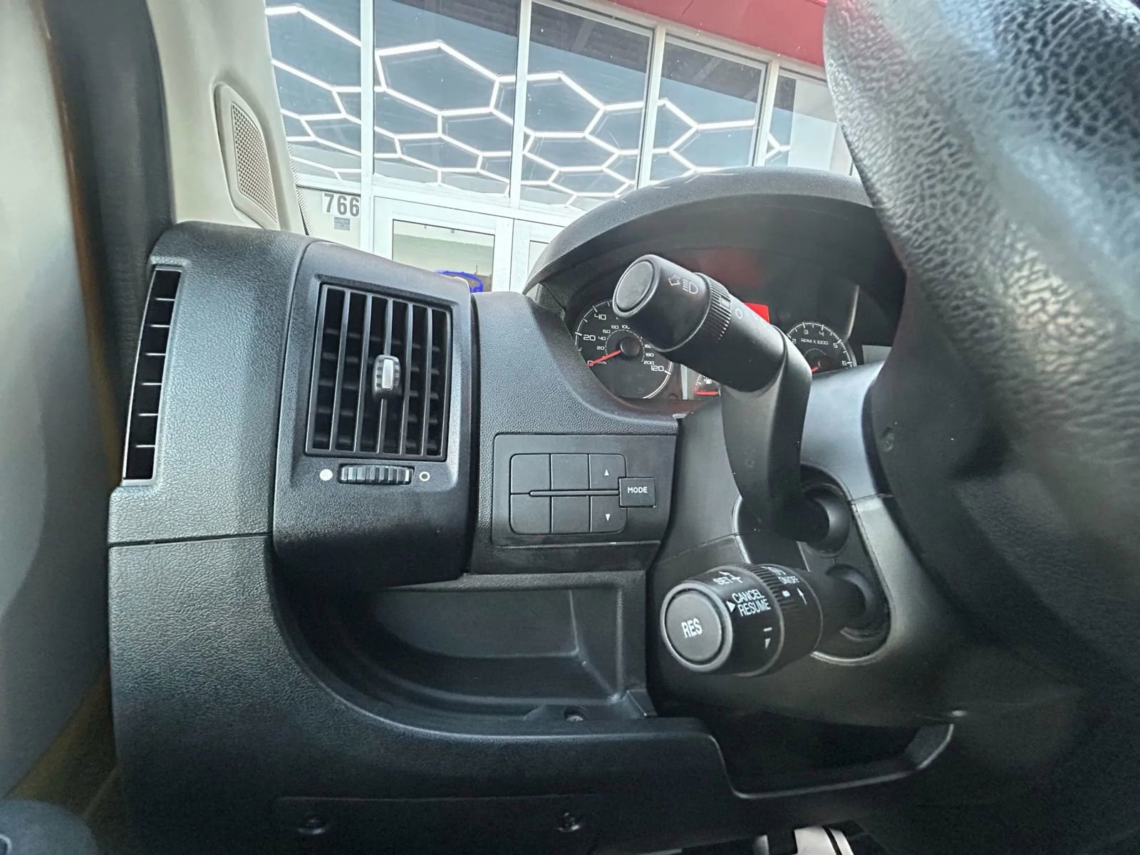 Used 2018 RAM ProMaster 3500 w/ Interior Convenience Group image 11