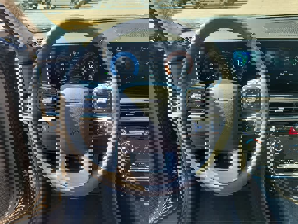 New 2026 Hyundai Santa Fe SE image 25