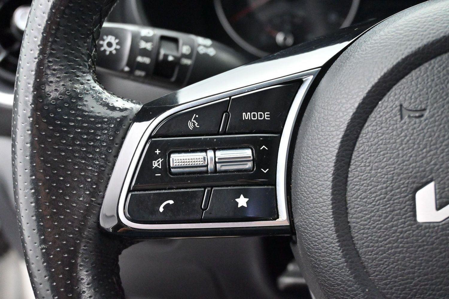 Used 2022 Kia Forte GT-Line w/ GT-Line Premium Package FWD image 16