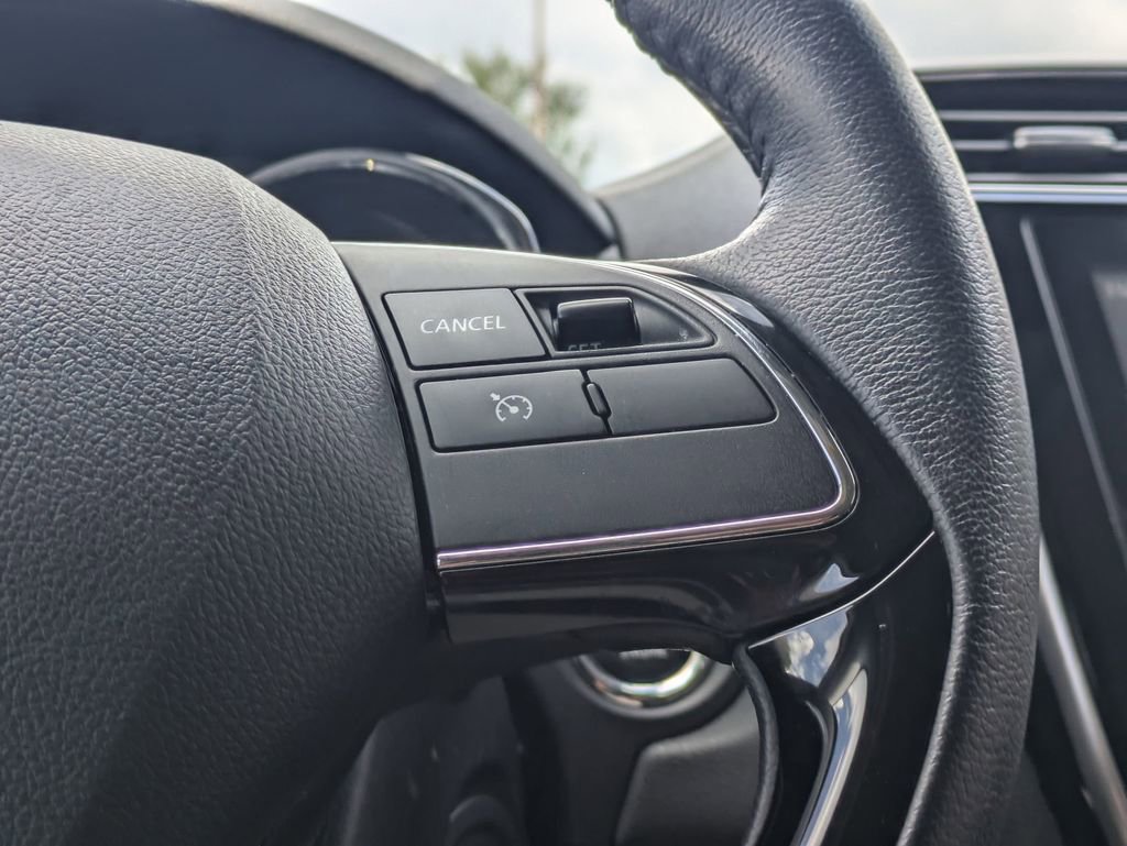 Used 2025 Mitsubishi Outlander Sport SE AWD/4WD image 23