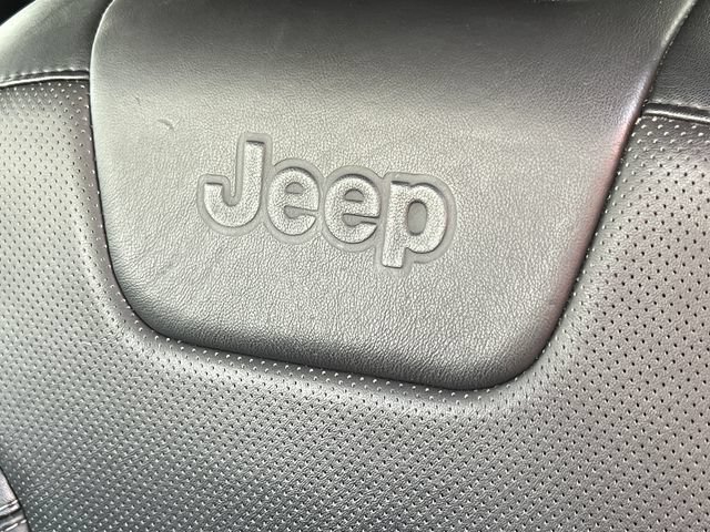 Used 2023 Jeep Cherokee Altitude Lux w/ Lux Elite Package AWD/4WD image 14