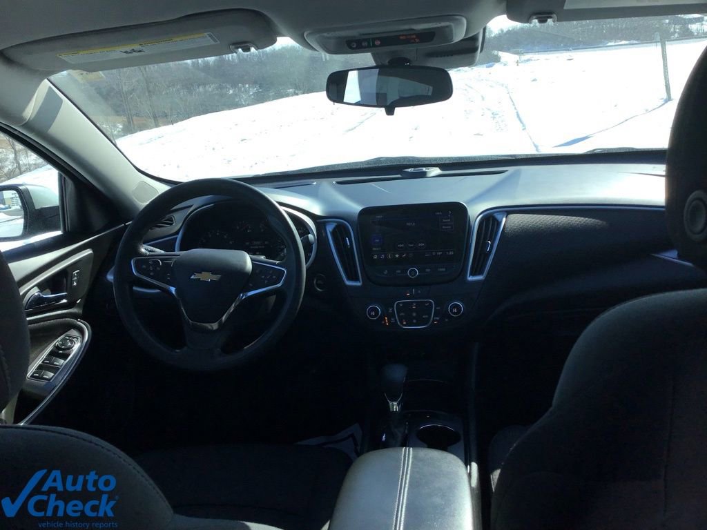 Used 2024 Chevrolet Malibu LT image 16