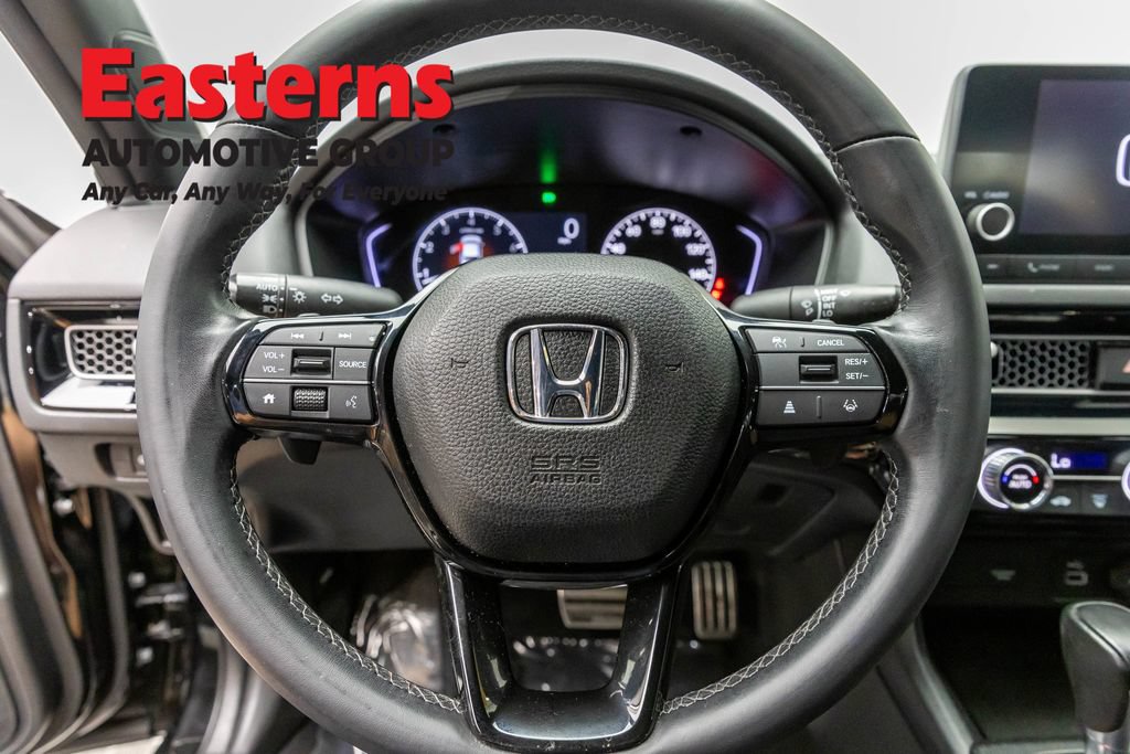 Used 2023 Honda Civic Sport image 10
