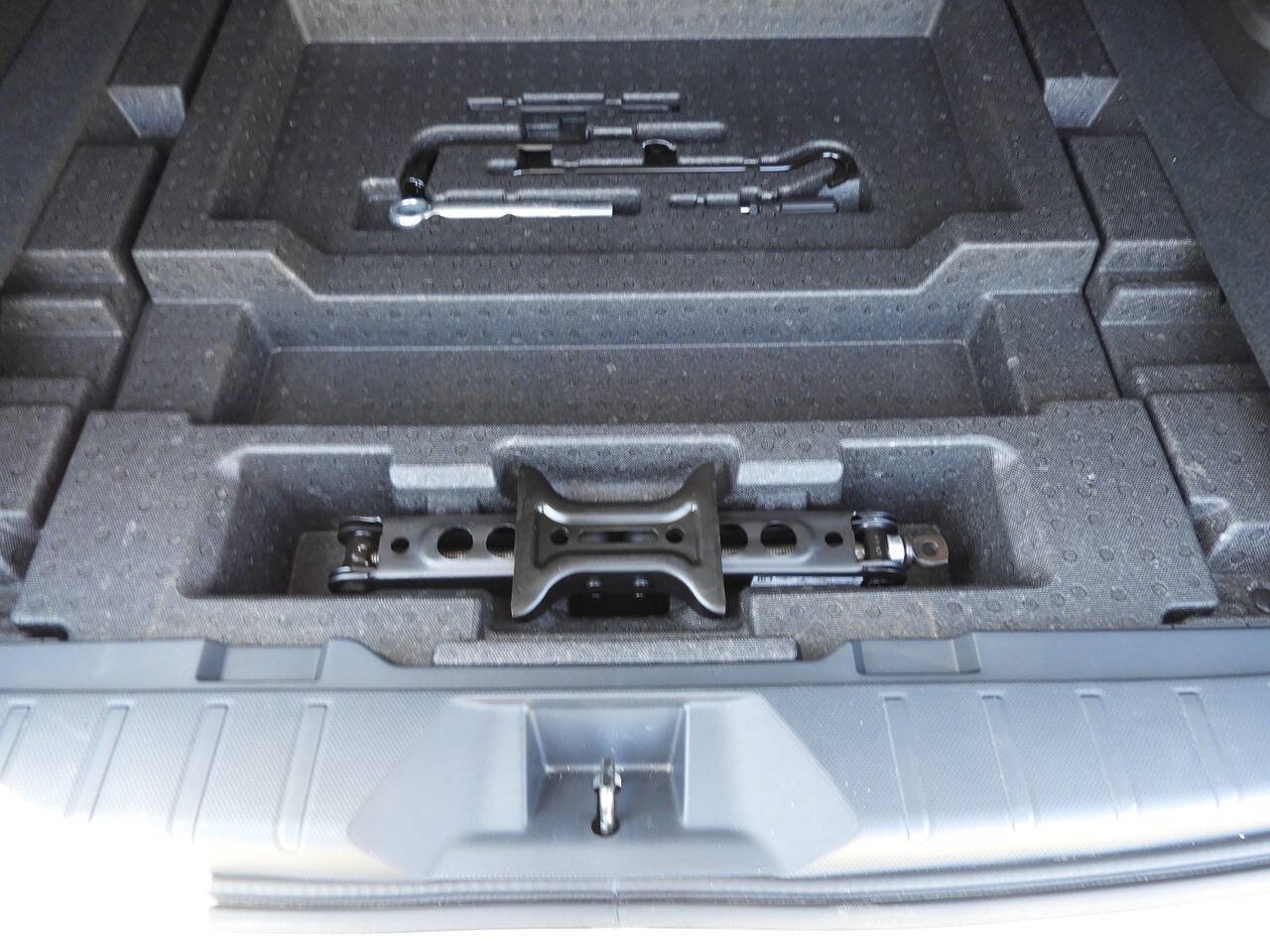 Used 2025 Subaru Outback Limited AWD/4WD image 31