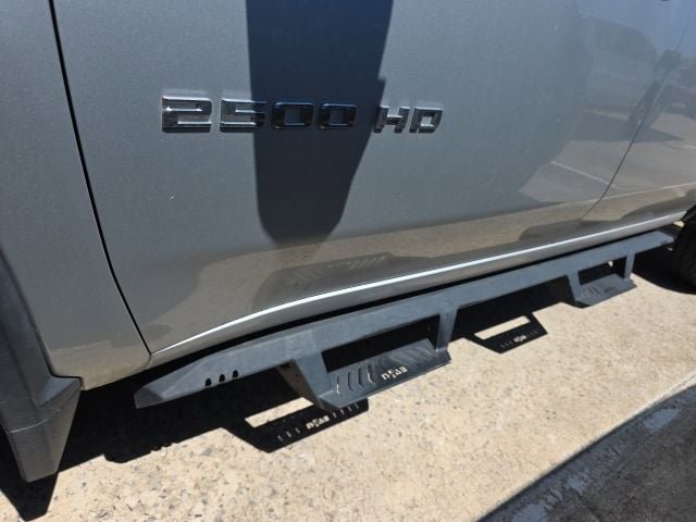 Used 2020 Chevrolet Silverado 2500 Custom w/ Custom Value Package AWD/4WD image 12