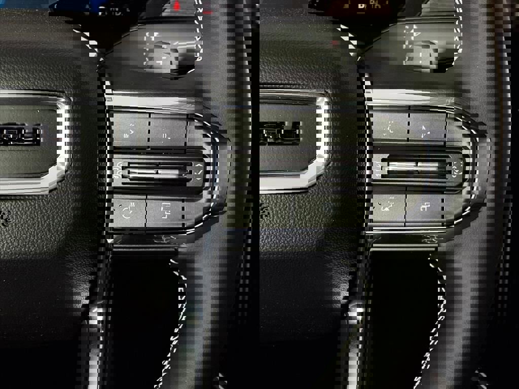 New 2026 GMC Acadia Denali w/ Super Cruise Package image 45