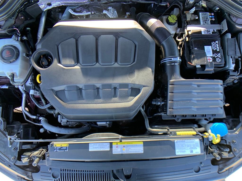 Used 2022 Volkswagen GTI SE image 23