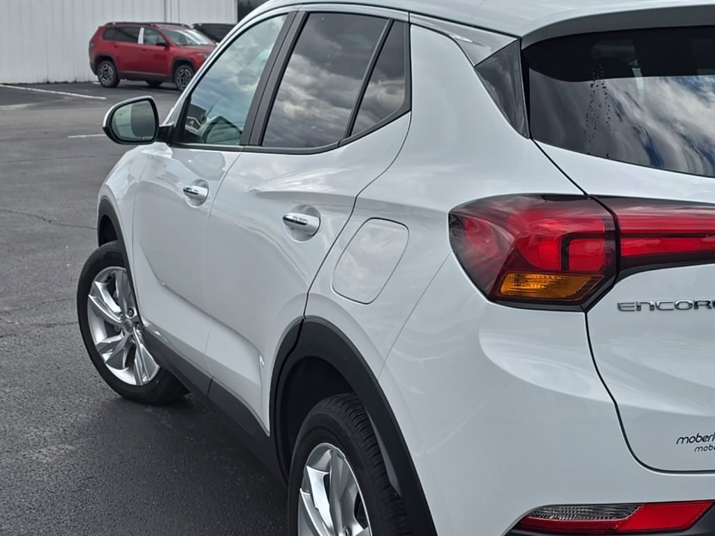 Used 2025 Buick Encore GX Preferred image 49