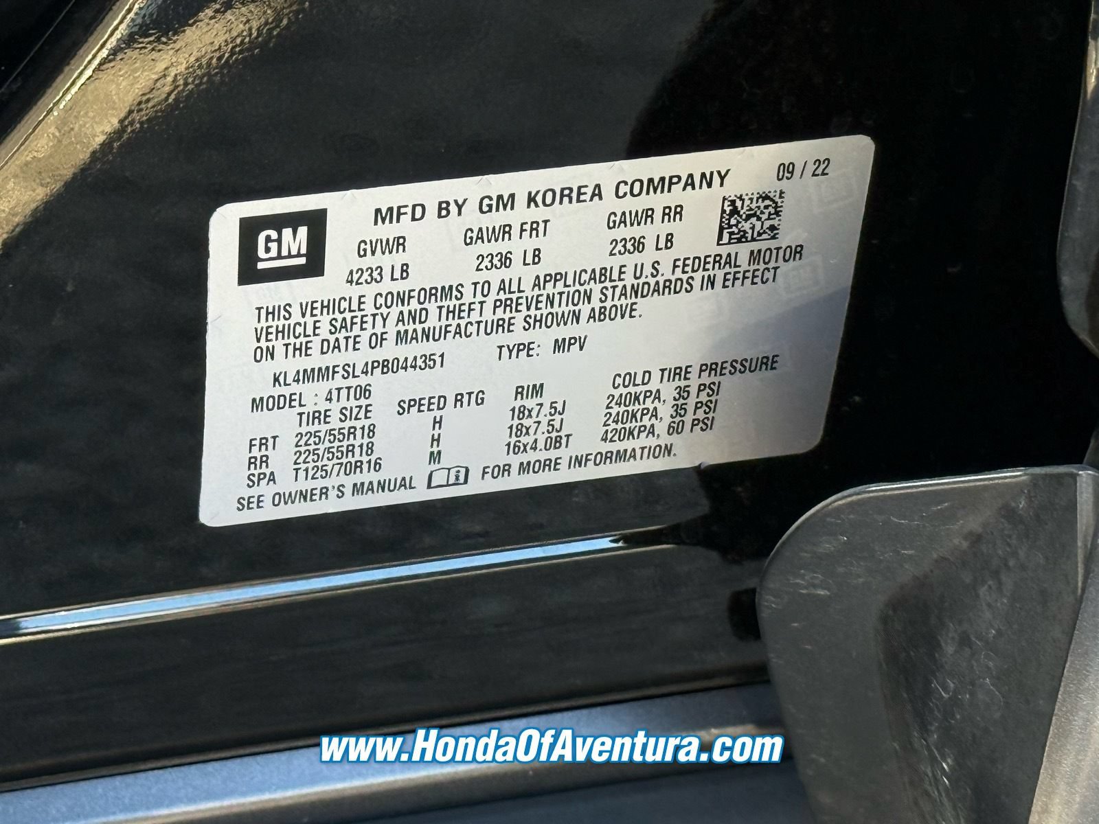 Used 2023 Buick Encore GX Essence w/ Experience Buick Package FWD image 17