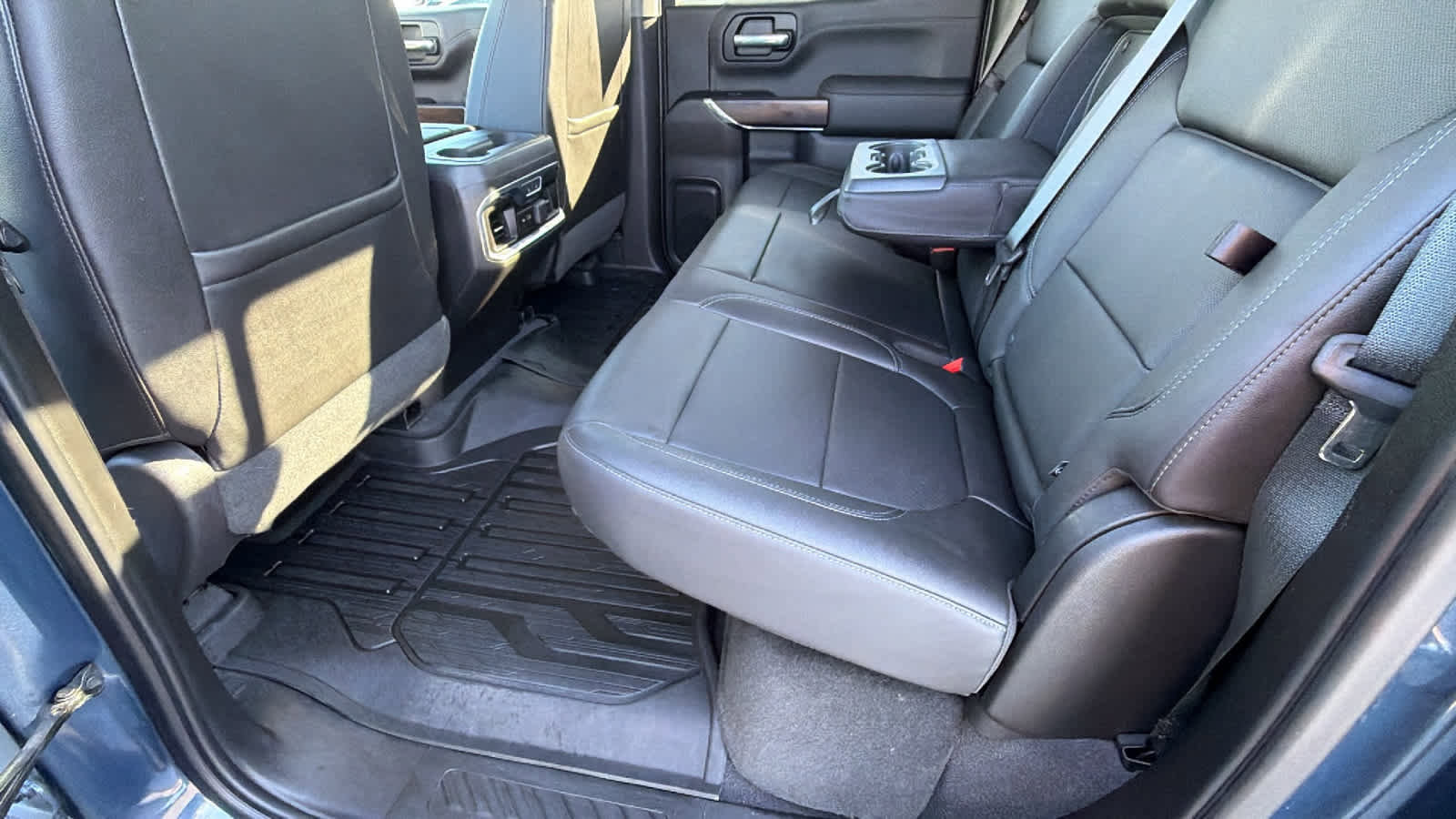 Used 2019 GMC Sierra 1500 SLT w/ SLT Premium Plus Package image 24