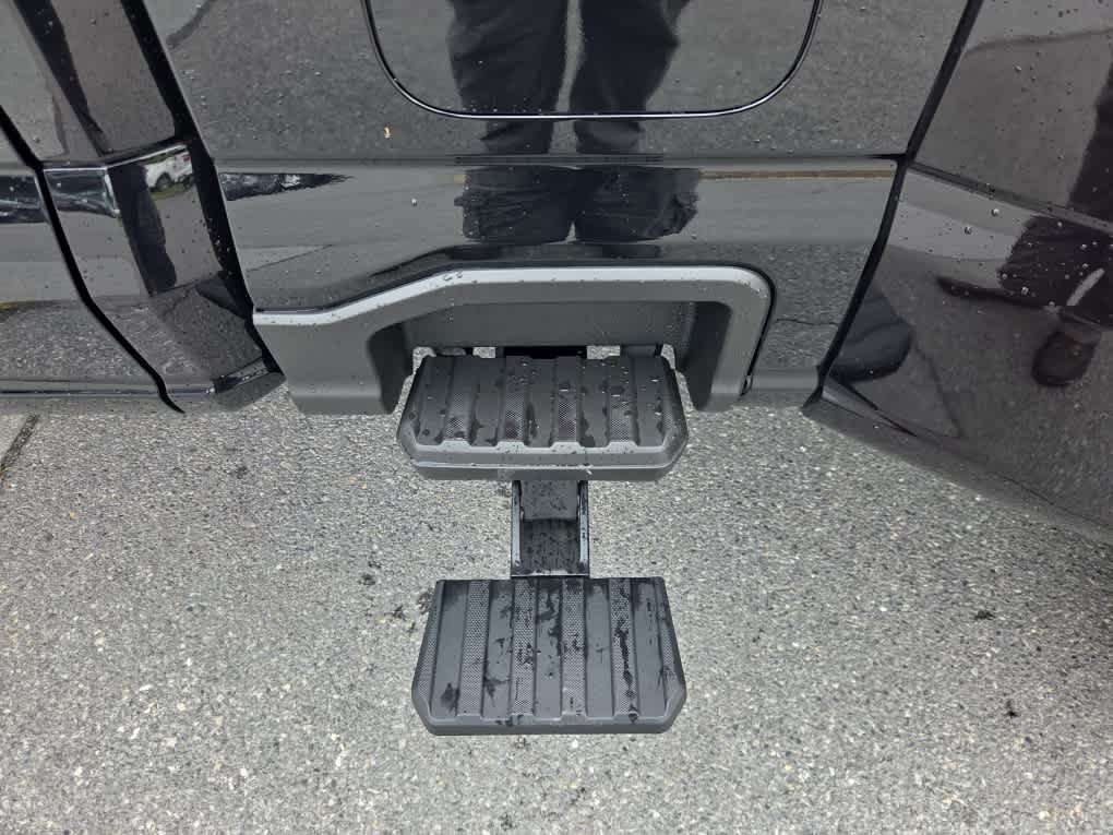 New 2026 Ford F350 Platinum AWD/4WD image 16