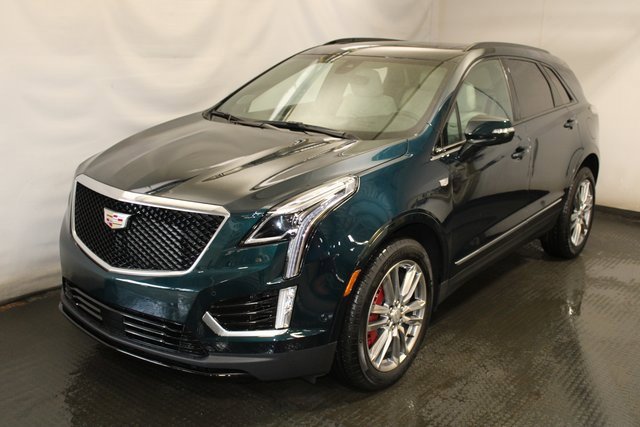Certified 2025 Cadillac XT5 Sportv w/ Technology Package