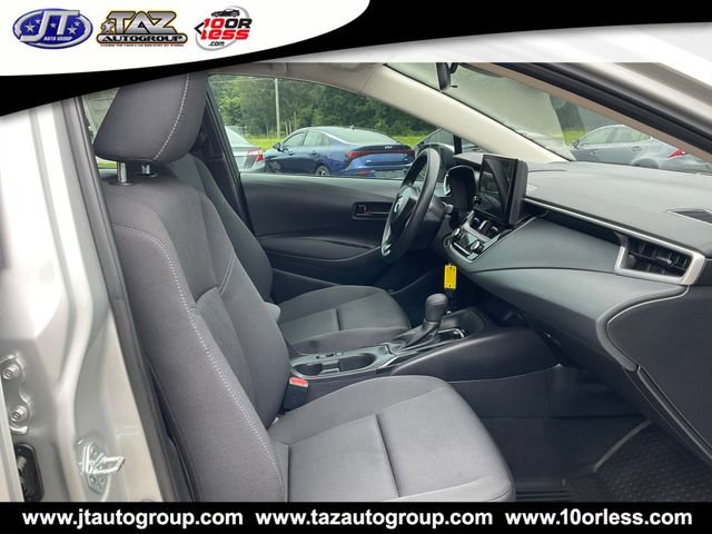 Used 2025 Toyota Corolla LE FWD image 14