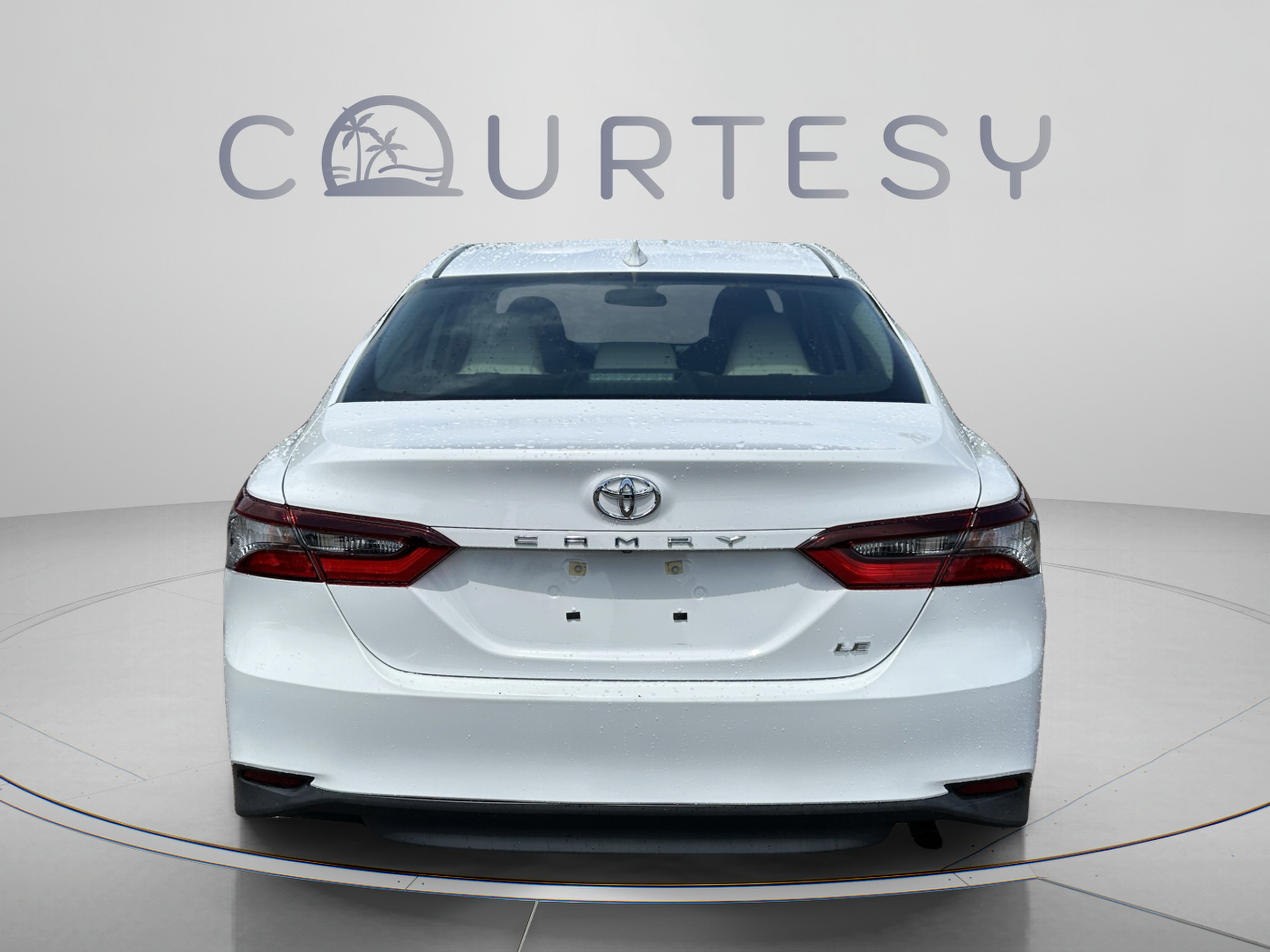 Used 2023 Toyota Camry LE FWD image 4